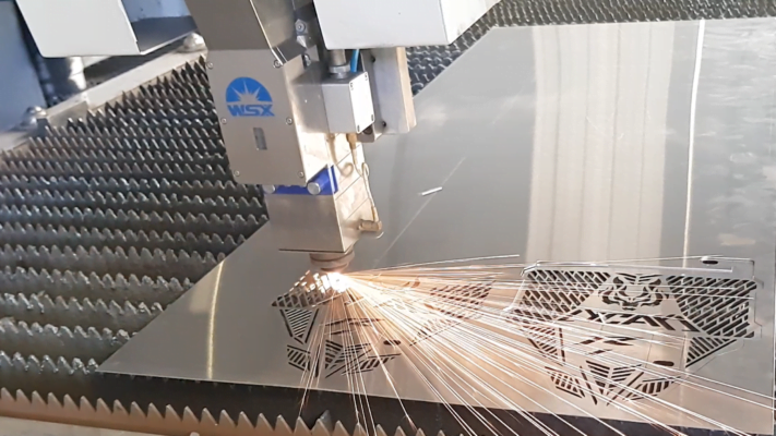Cắt laser inox